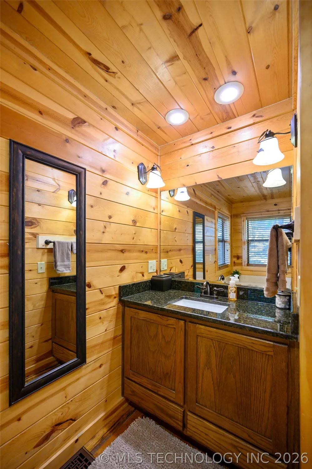 475 Southern Hills Circle Broken Bow, OK 74728