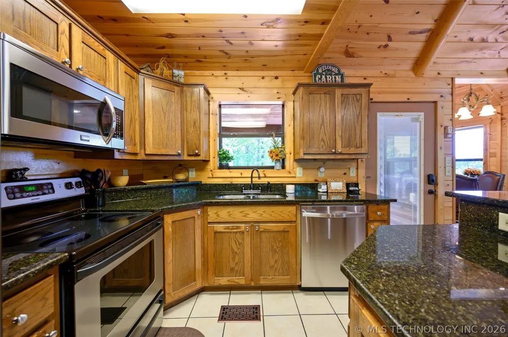 475 Southern Hills Circle Broken Bow, OK 74728