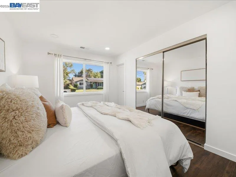 7527 Frederiksen Ln Dublin, CA 94568