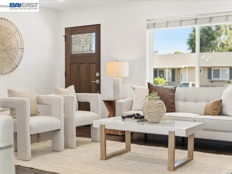 7527 Frederiksen Ln Dublin, CA 94568