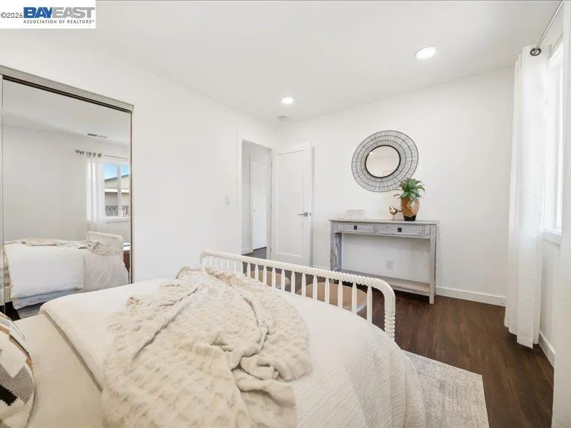 7527 Frederiksen Ln Dublin, CA 94568