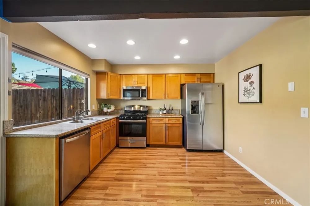 744 Smokewood Lane San Dimas, CA 91773