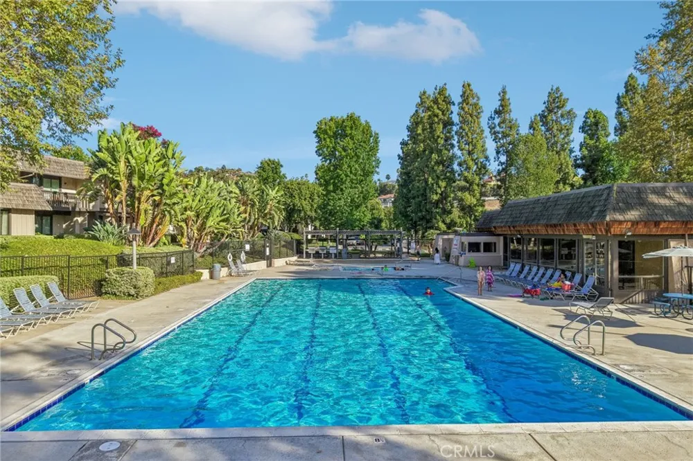 744 Smokewood Lane San Dimas, CA 91773