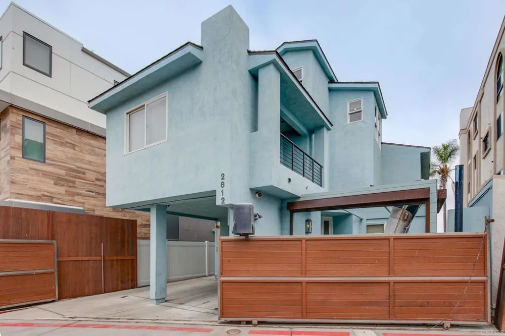 2812 Bayside Walk San Diego, CA 92109