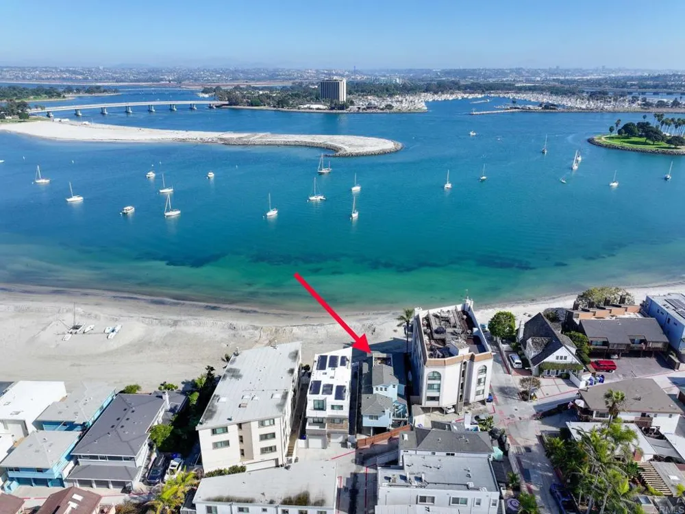 2812 Bayside Walk San Diego, CA 92109