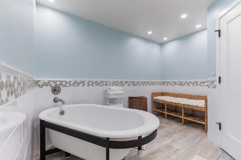 2812 Bayside Walk San Diego, CA 92109