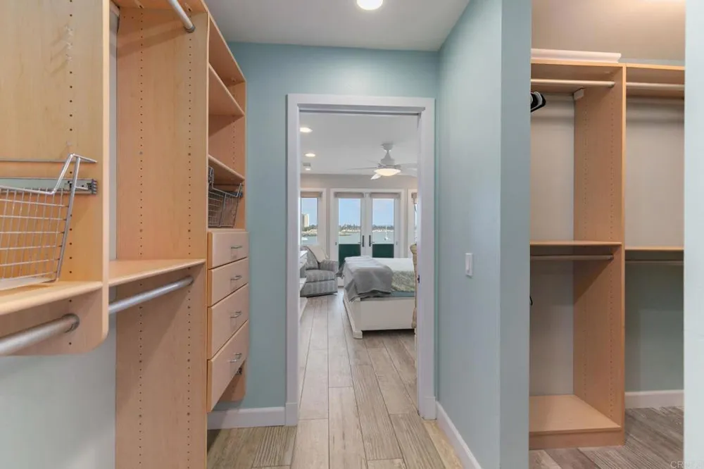 2812 Bayside Walk San Diego, CA 92109