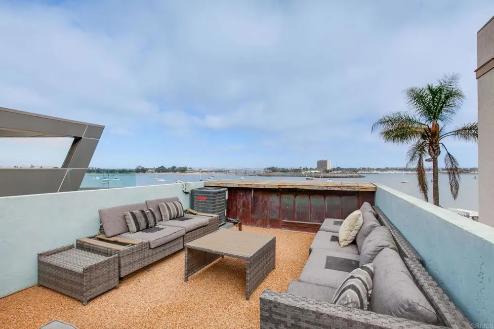 2812 Bayside Walk San Diego, CA 92109