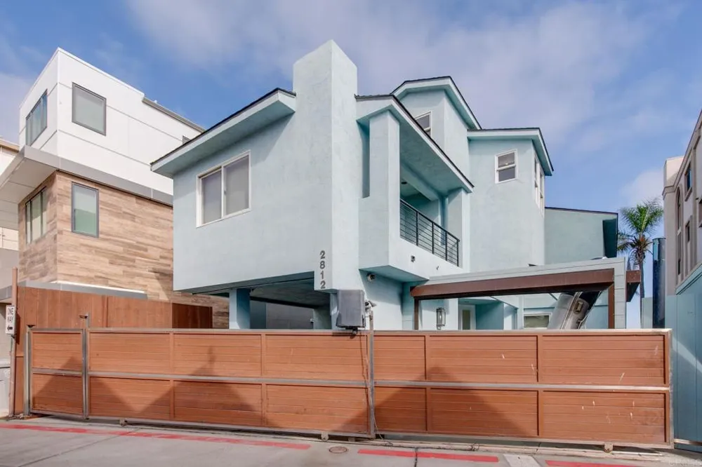 2812 Bayside Walk San Diego, CA 92109