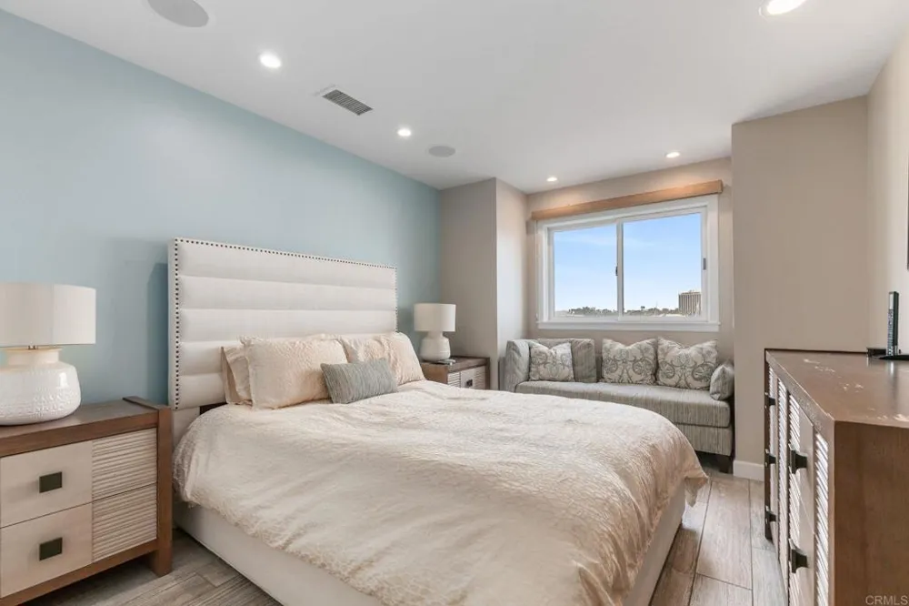 2812 Bayside Walk San Diego, CA 92109