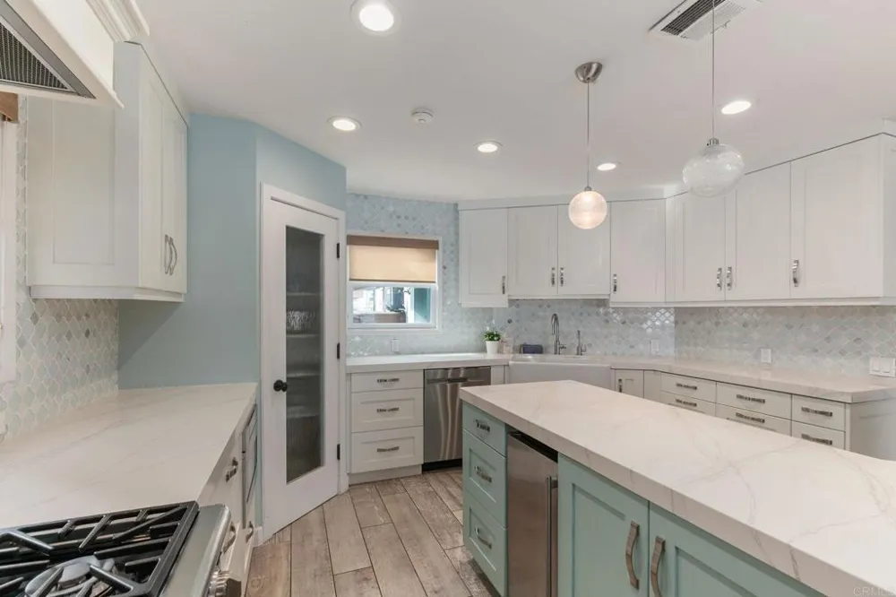 2812 Bayside Walk San Diego, CA 92109
