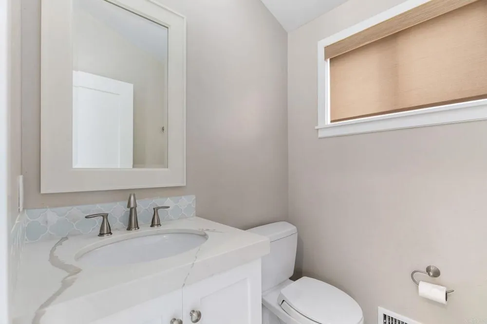 2812 Bayside Walk San Diego, CA 92109