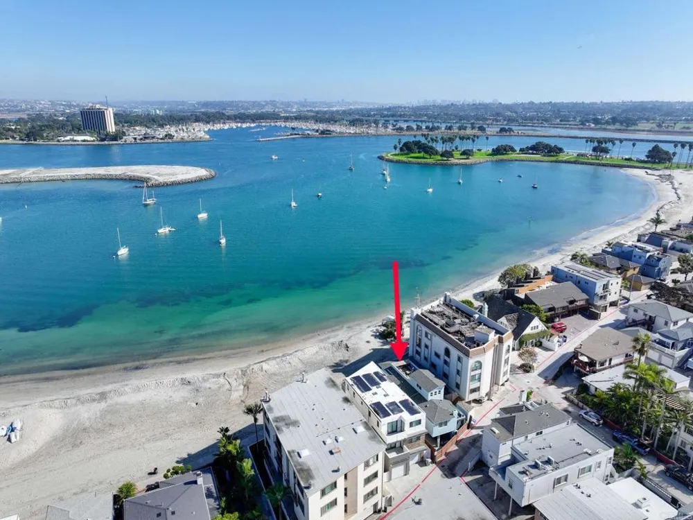 2812 Bayside Walk San Diego, CA 92109