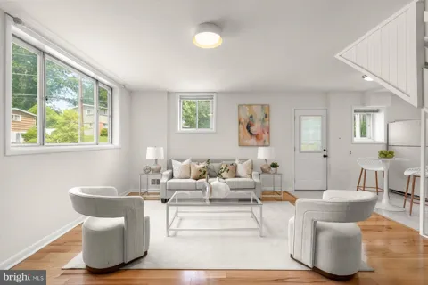 11403 CAM COURT