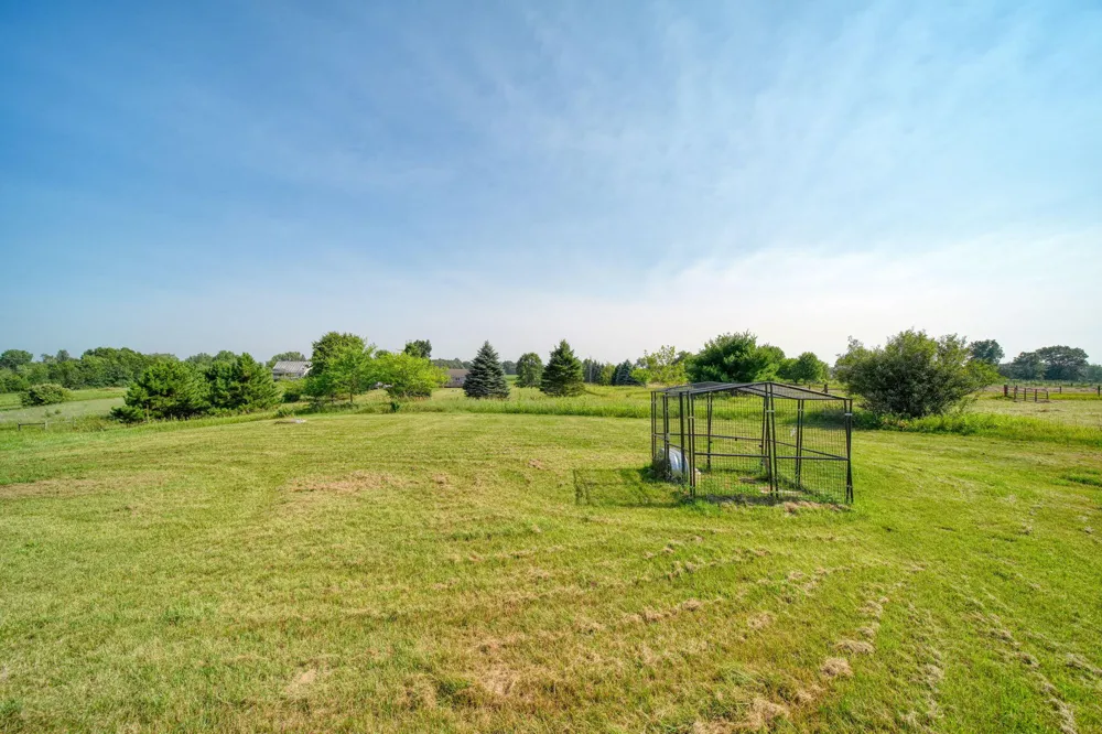 11329 Rosemary Lane Munith, MI 49259