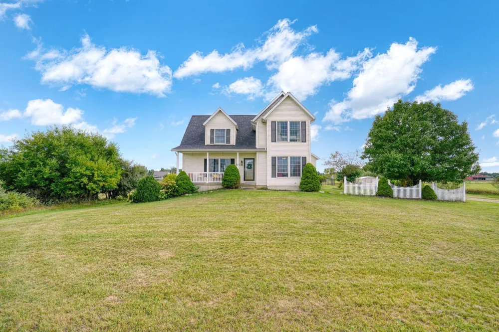 11329 Rosemary Lane Munith, MI 49259