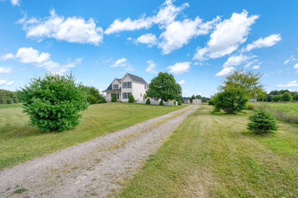 11329 Rosemary Lane Munith, MI 49259