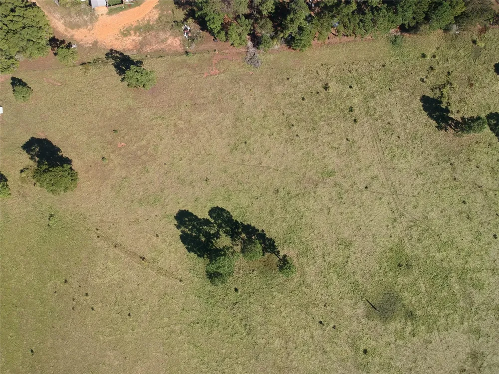 252 Lakeland Ranch Hillister, TX 77624
