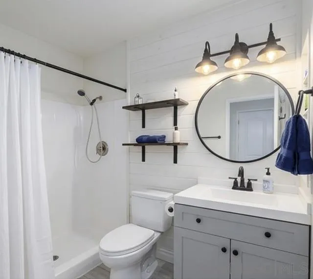 5450 Kiowa La Mesa, CA 91942