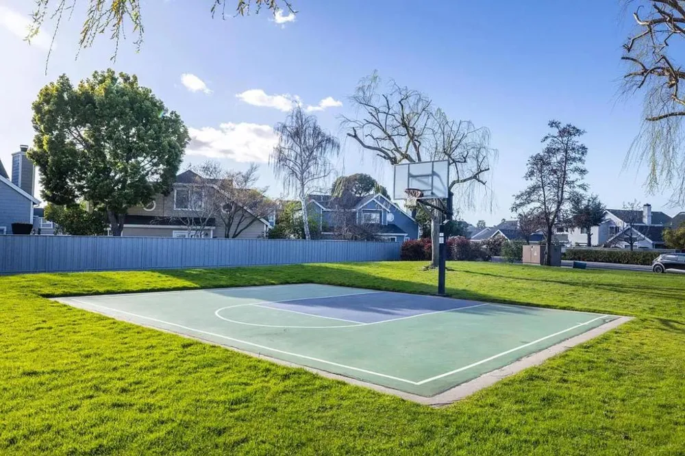 608 Anacapa Lane Foster City, CA 94404