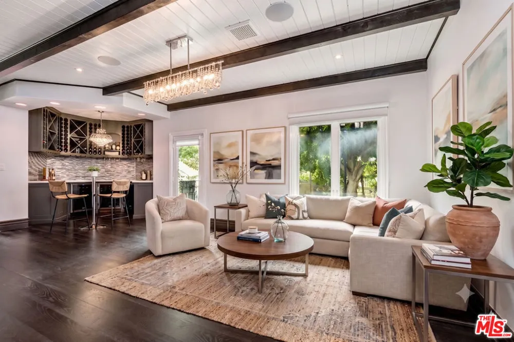 204 Bell Canyon Road Bell Canyon, CA 91307