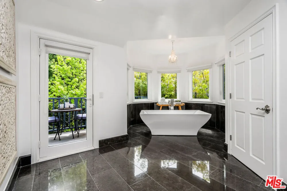 204 Bell Canyon Road Bell Canyon, CA 91307
