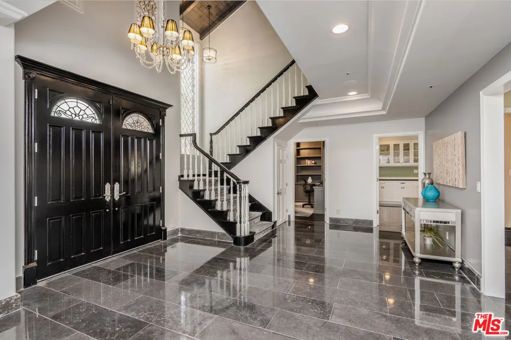 204 Bell Canyon Road Bell Canyon, CA 91307