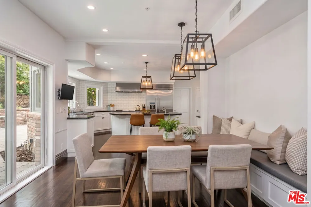 204 Bell Canyon Road Bell Canyon, CA 91307