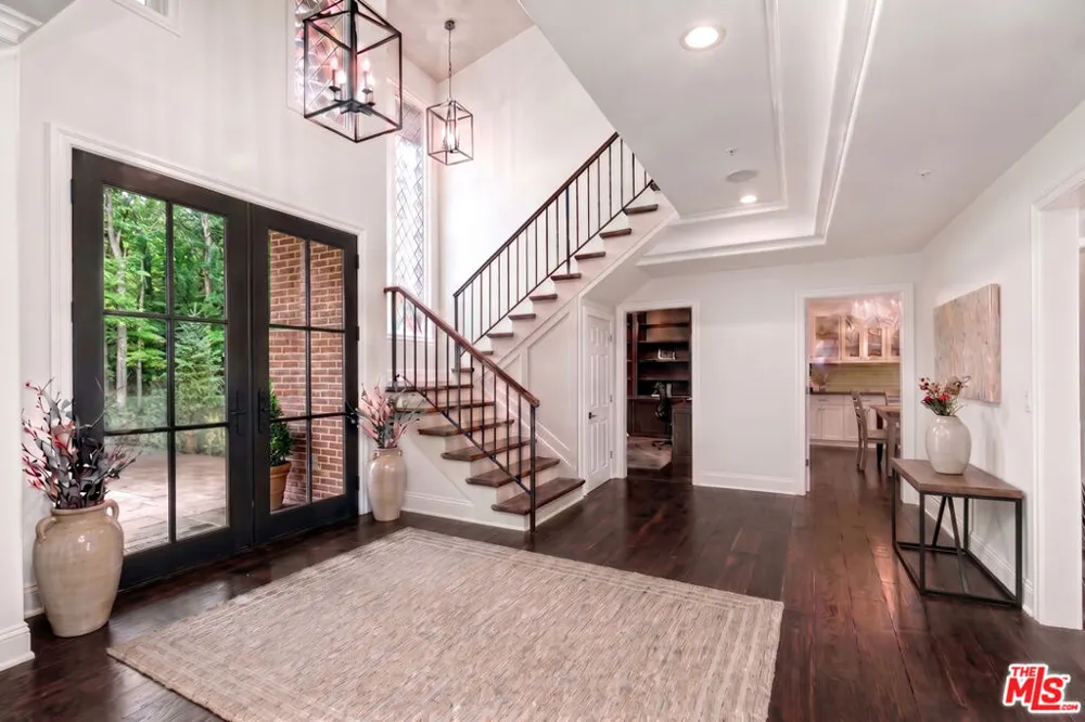 204 Bell Canyon Road Bell Canyon, CA 91307