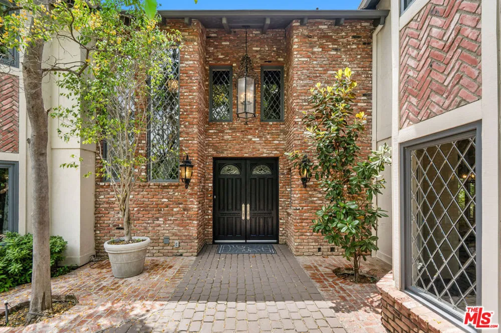 204 Bell Canyon Road Bell Canyon, CA 91307