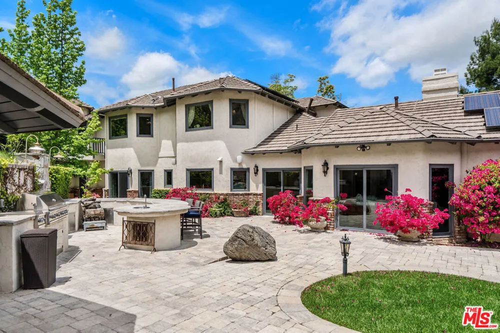 204 Bell Canyon Road Bell Canyon, CA 91307