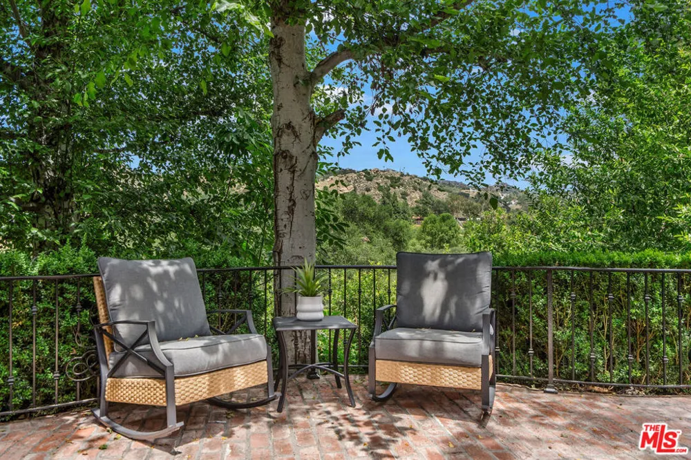204 Bell Canyon Road Bell Canyon, CA 91307