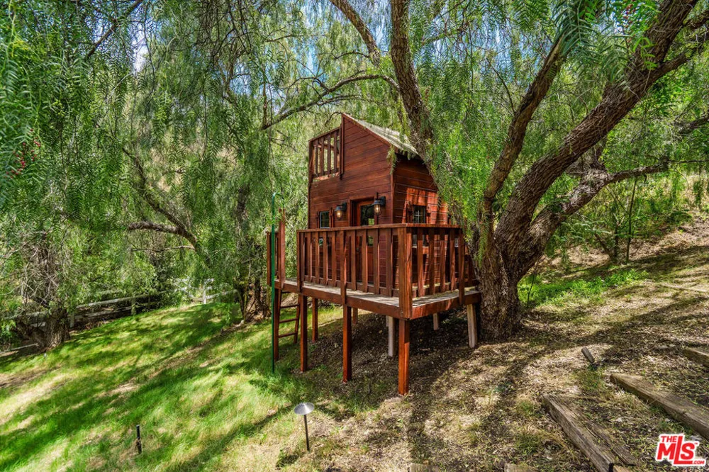 204 Bell Canyon Road Bell Canyon, CA 91307