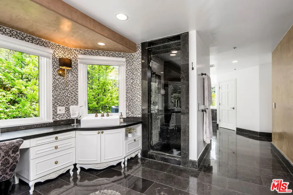 204 Bell Canyon Road Bell Canyon, CA 91307