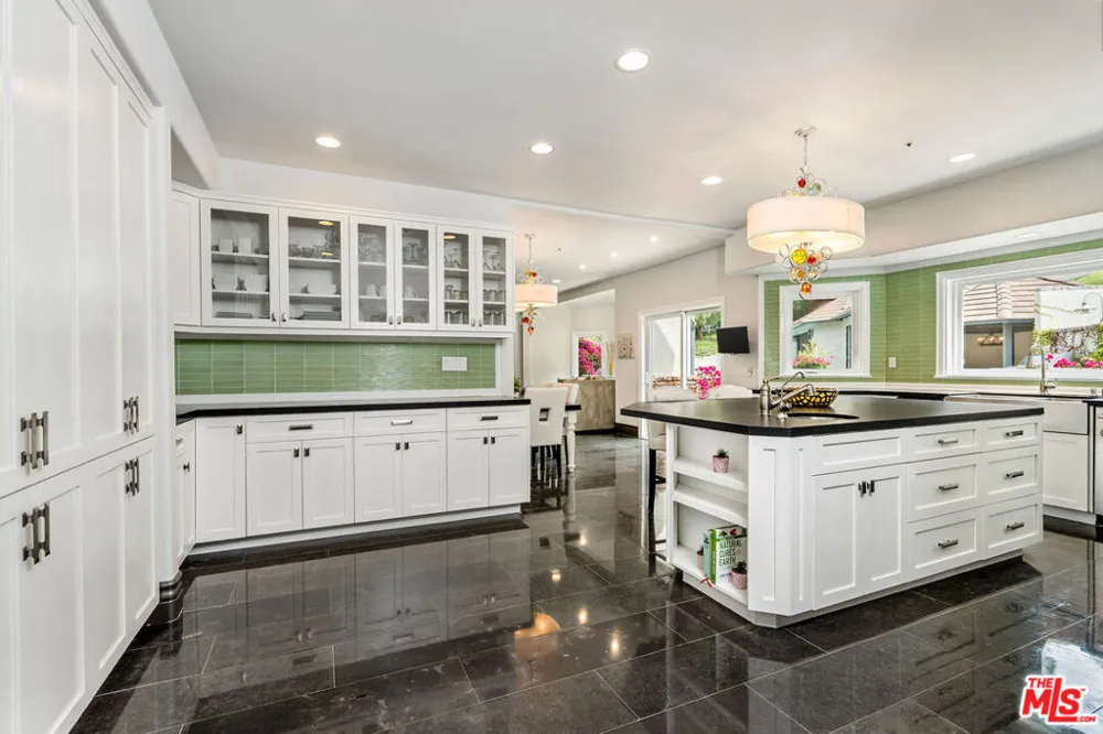 204 Bell Canyon Road Bell Canyon, CA 91307