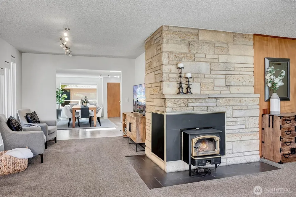 1925 SW 167th Street Burien, WA 98166