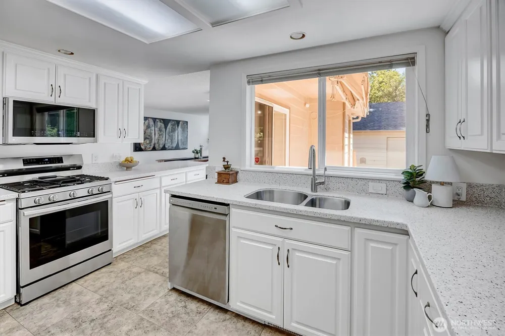 1925 SW 167th Street Burien, WA 98166