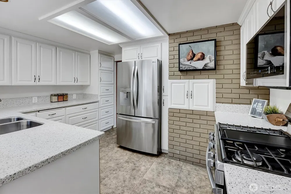 1925 SW 167th Street Burien, WA 98166