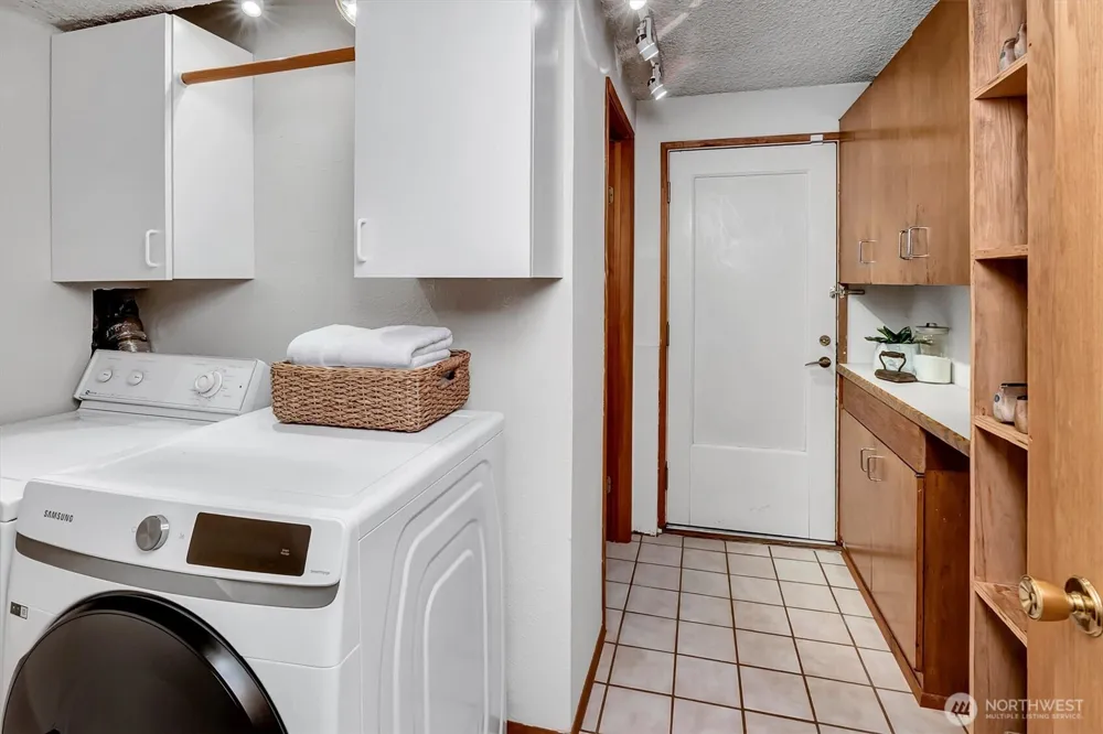 1925 SW 167th Street Burien, WA 98166