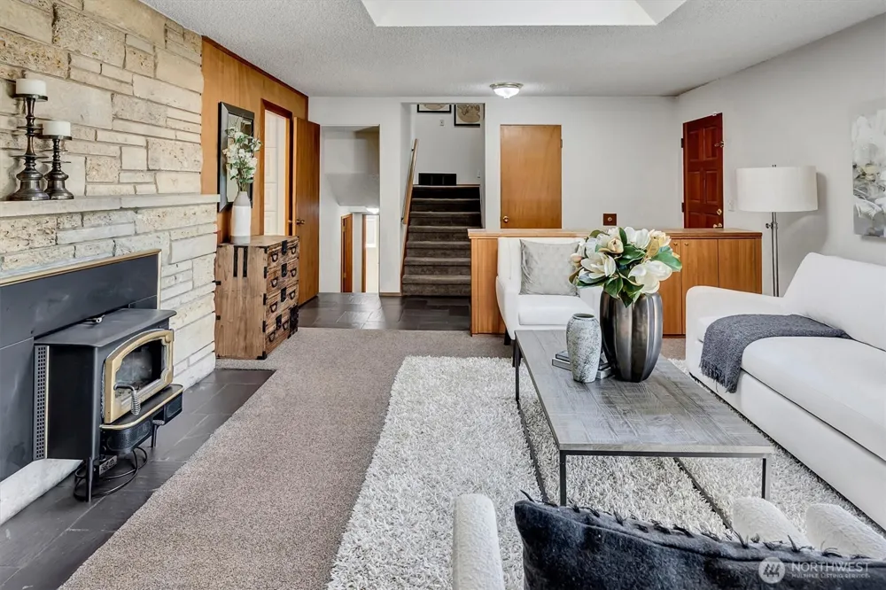 1925 SW 167th Street Burien, WA 98166