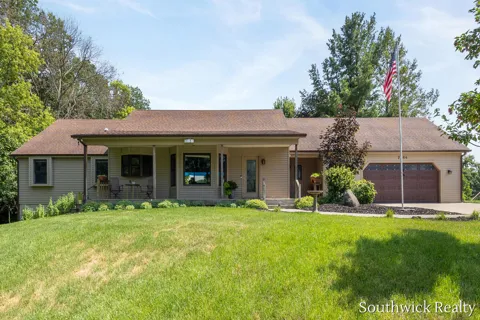 2484 Shadow Lake Court NE