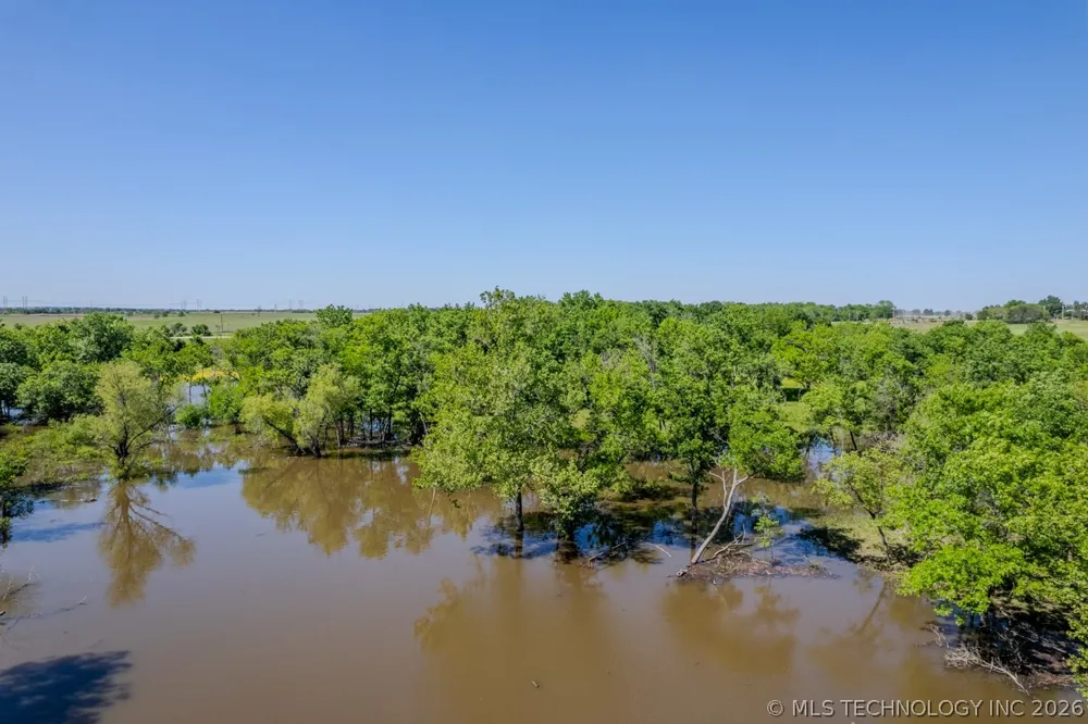 17 4390 Adair, OK 74330