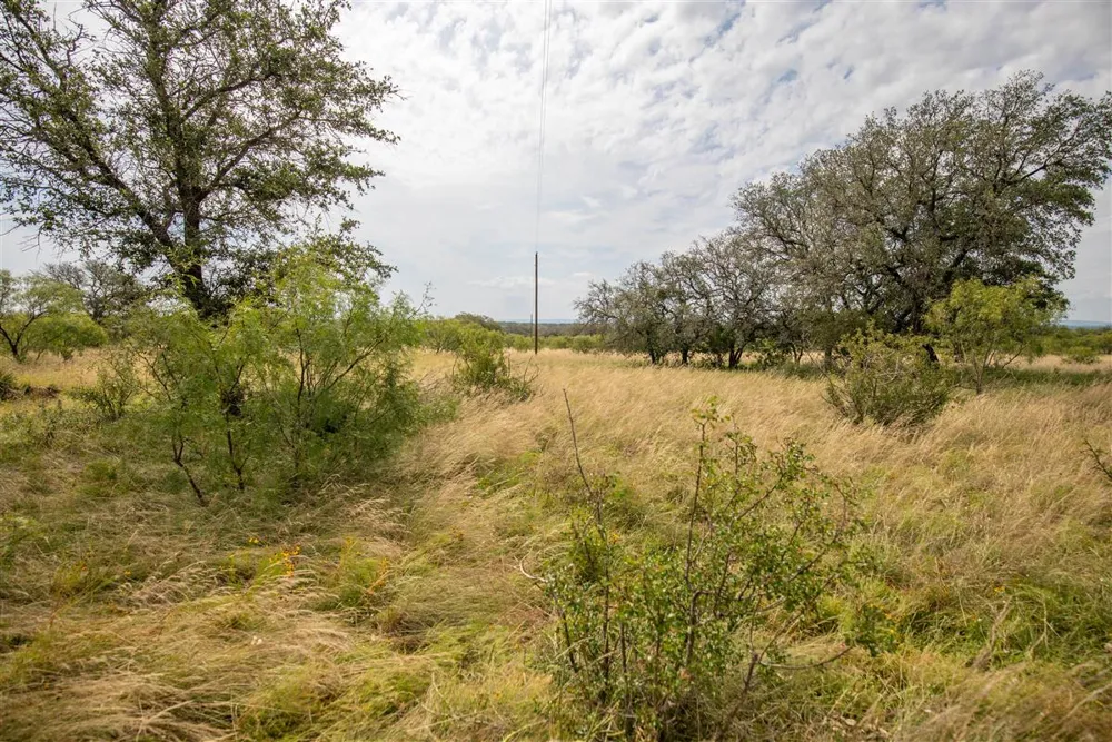 15811 W State Highway 29 Llano, TX 78643