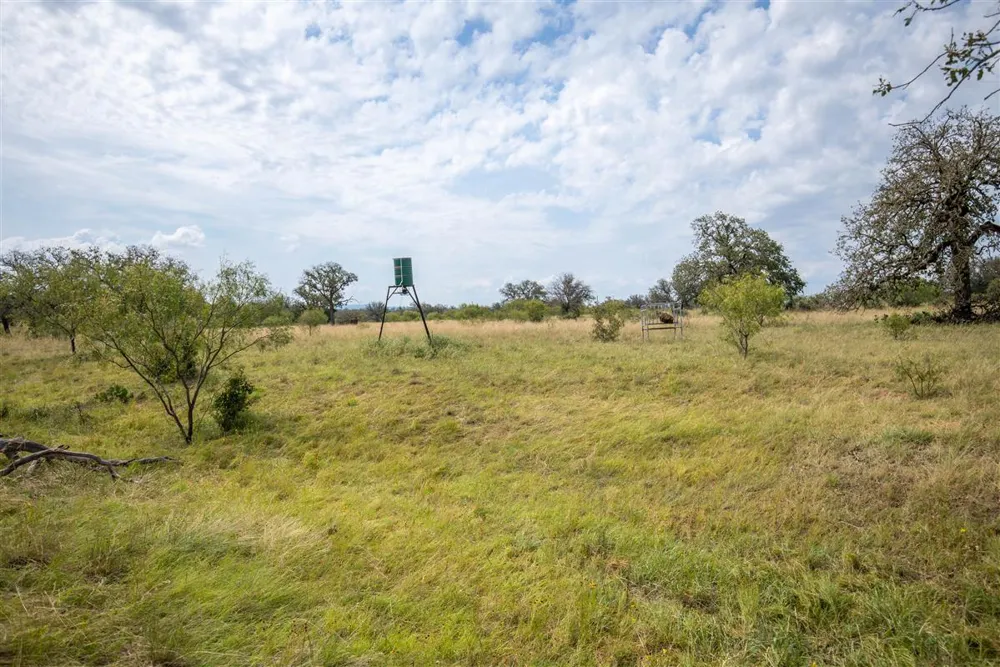 15811 W State Highway 29 Llano, TX 78643
