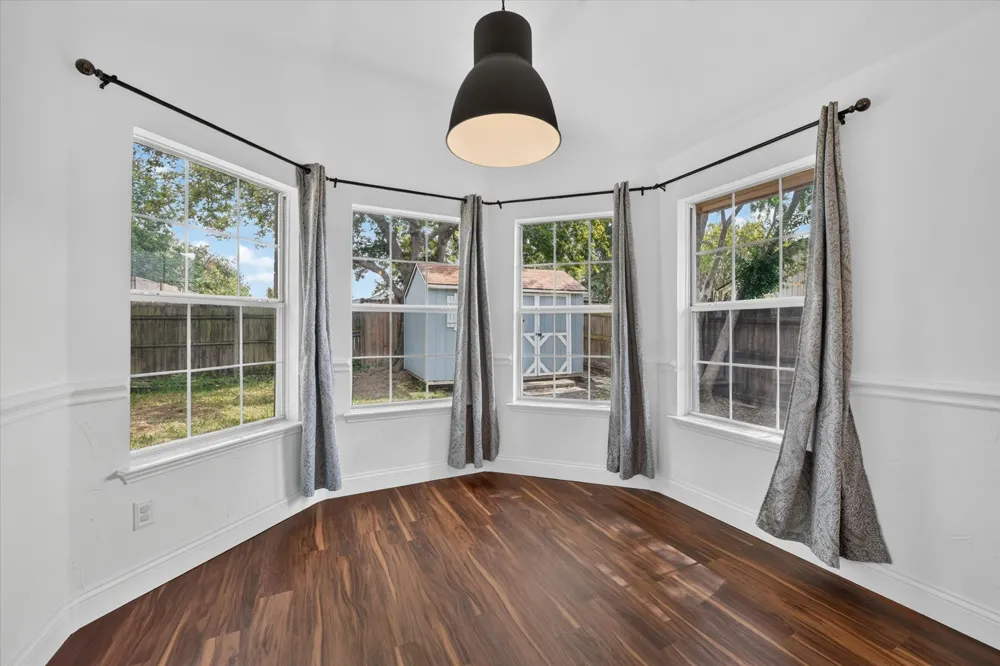 6740 Old Mill Court North Richland Hills, TX 76182