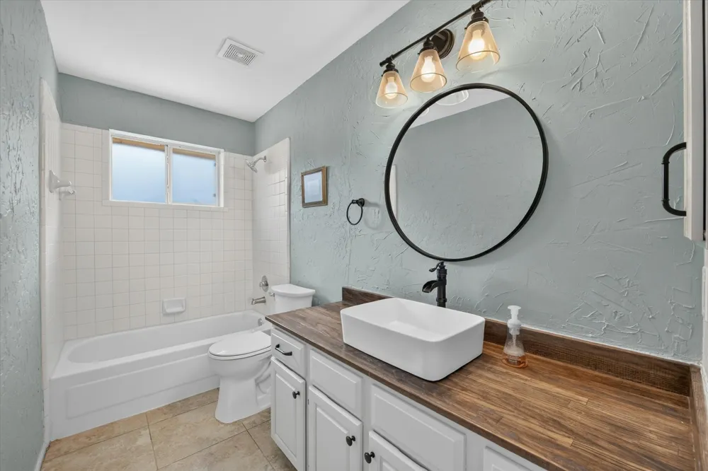 6740 Old Mill Court North Richland Hills, TX 76182