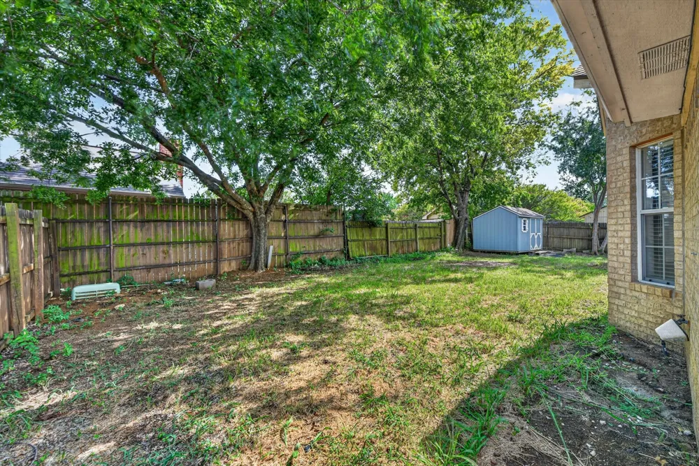 6740 Old Mill Court North Richland Hills, TX 76182