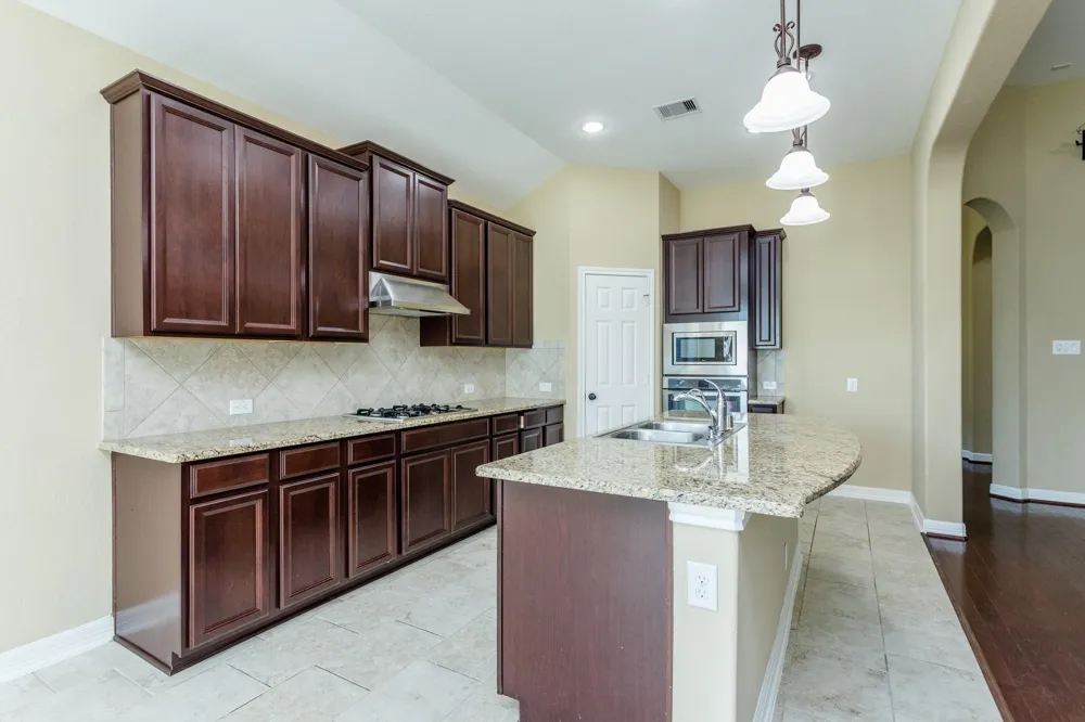 7810 Deep Green Drive Rosenberg, TX 77469