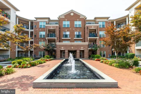 2901 SAINTSBURY PLZ #206
