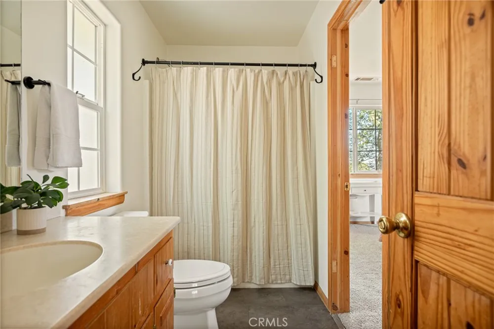 24071 Fern Glen Crestline, CA 92325